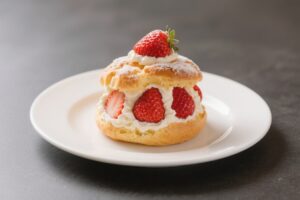 Strawberry Cream Puff Dessert