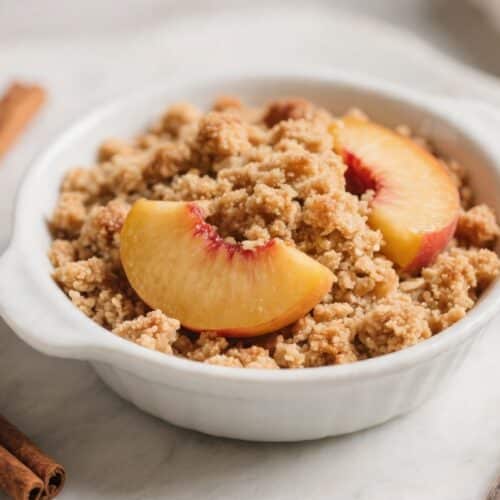Peach Crumble With Cinnamon