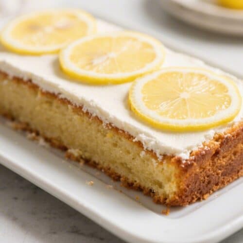 Easy Lemon Traybake Cake