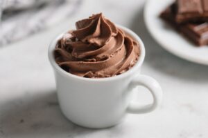 Quick Keto Creamy Chocolate Mug Mousse Dessert